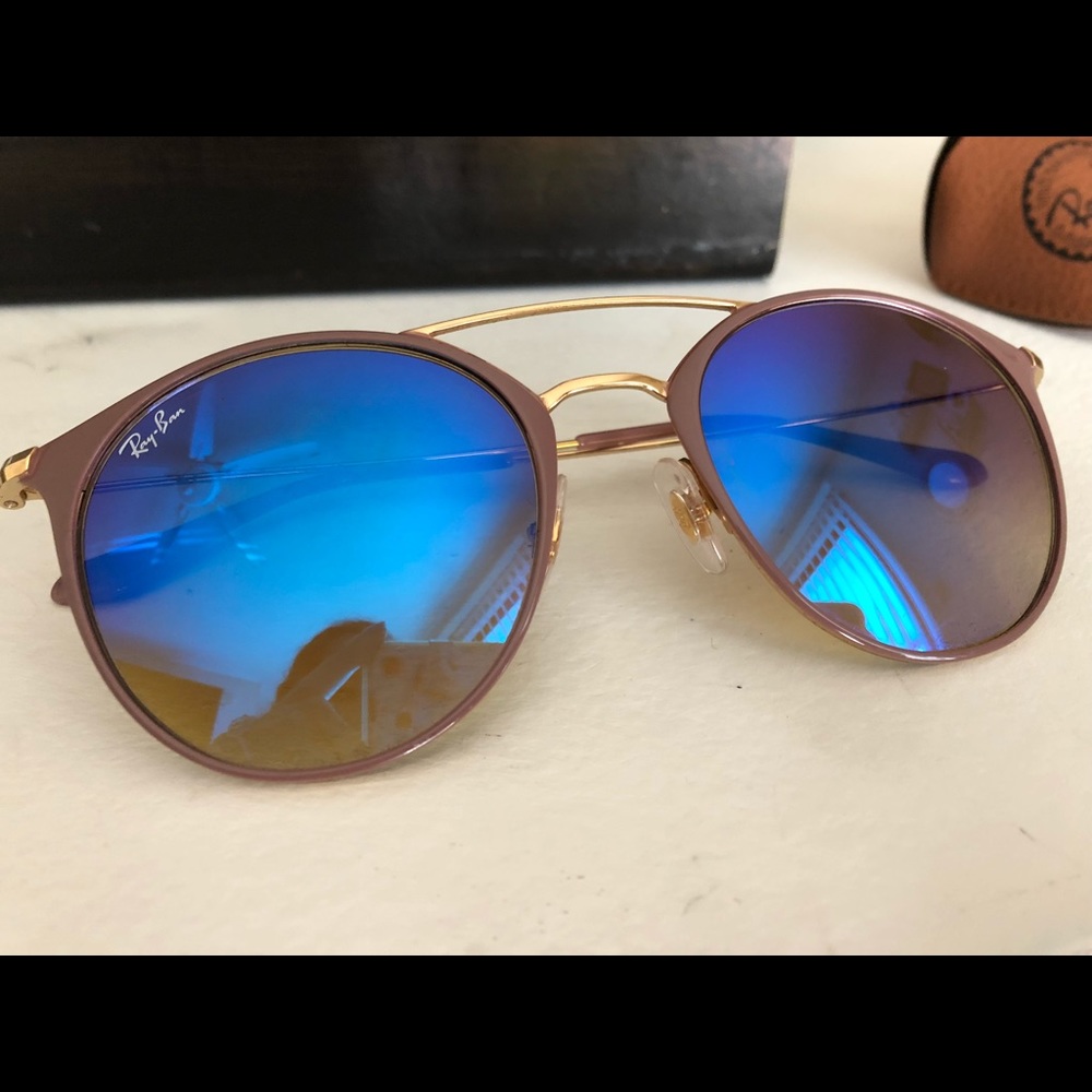 2018 Ray-Bans  RB3546